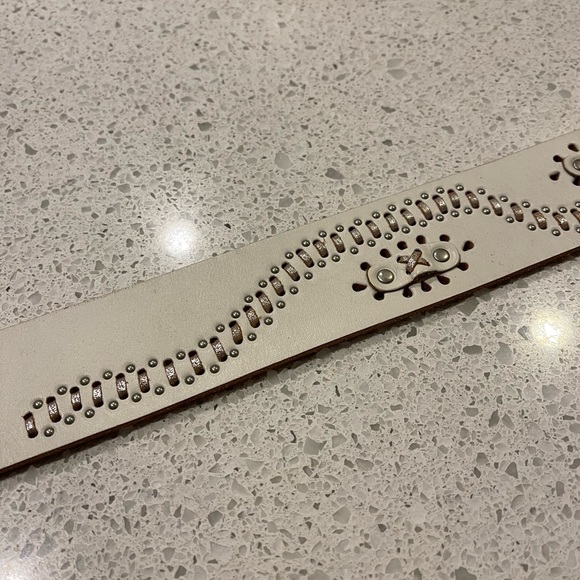 Cream leather belt - Picture 5 of 5